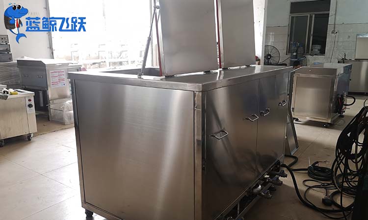 小型超声波清洗机的寿命如何延长？为何选小型机？